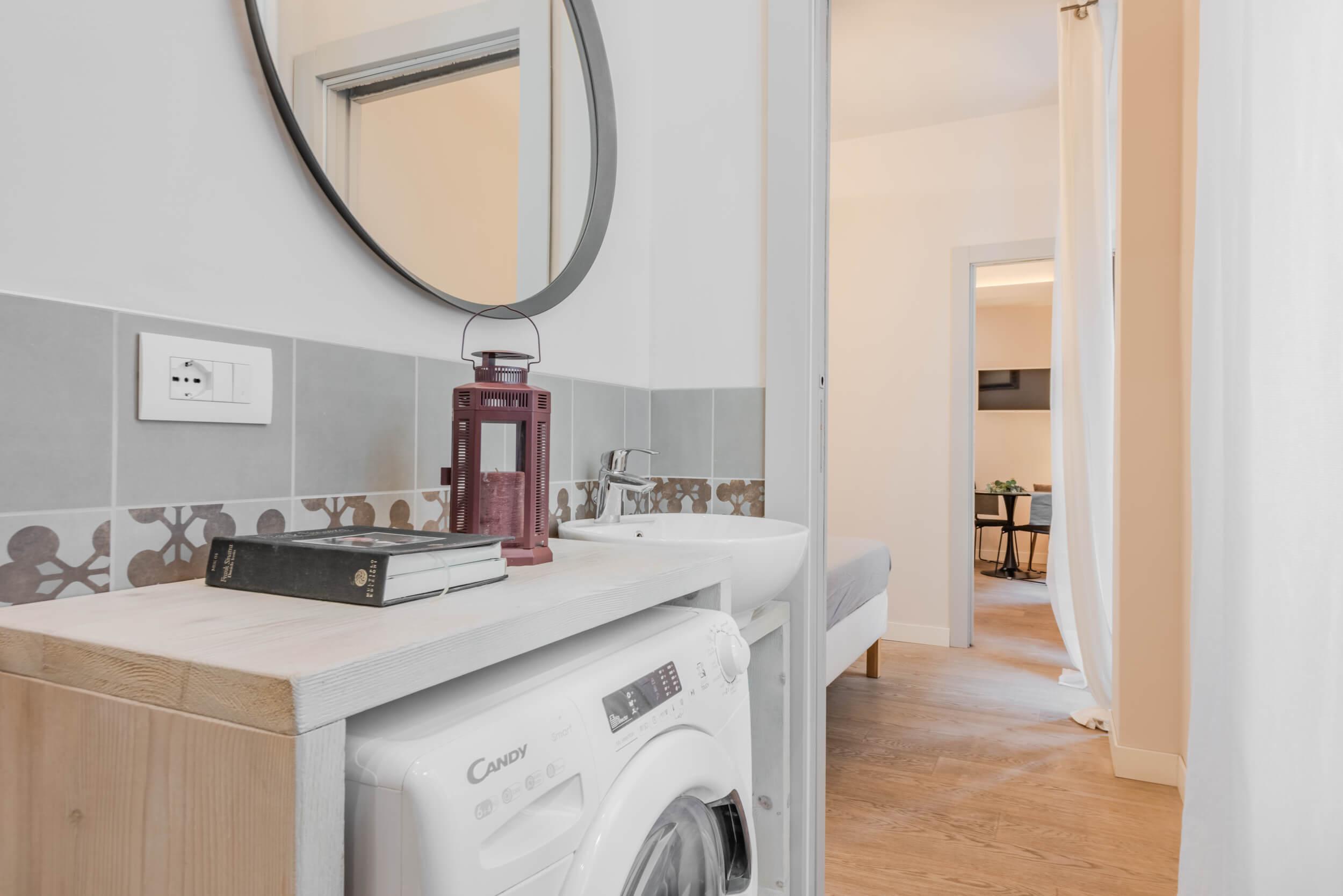 via-mac-mahon--1756096931115 14